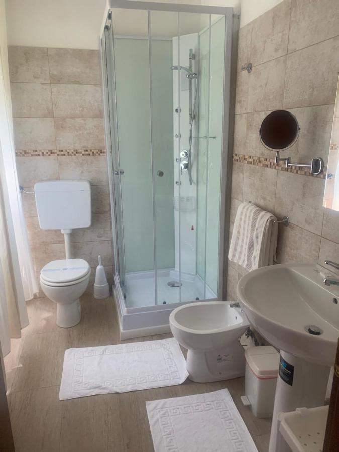 Albergo Al Lago Анфо Екстериор снимка