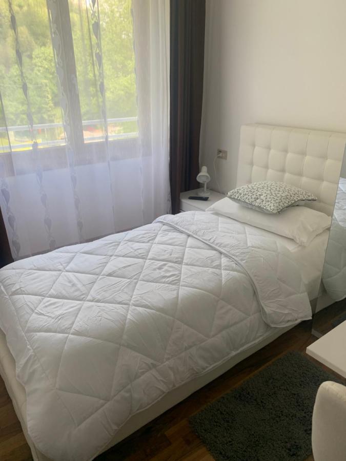 Albergo Al Lago Анфо Екстериор снимка