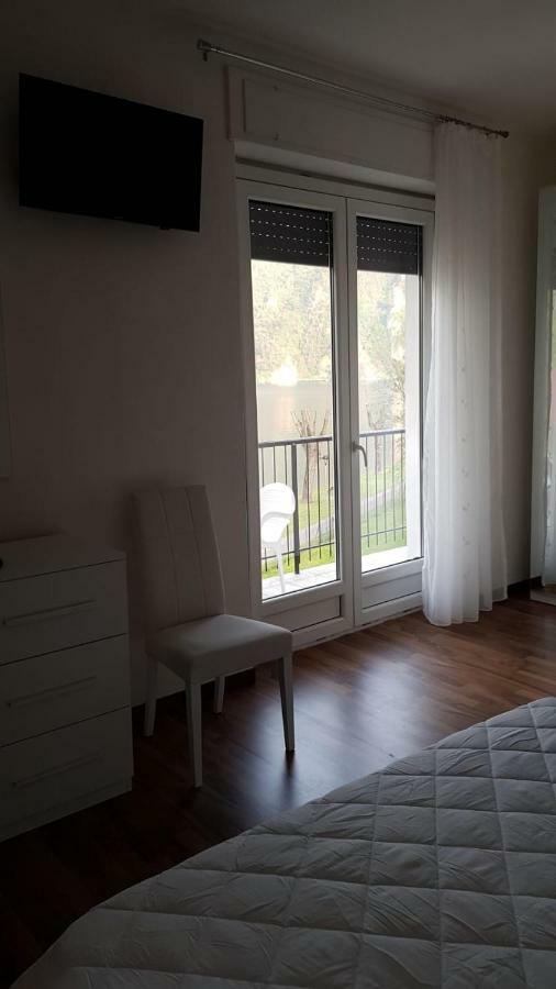 Albergo Al Lago Анфо Екстериор снимка